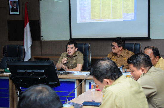 Pj Sekda Kampar Pimpin Rakor Pengendalian Inflasi Jelang Ramadhan dan Idul Fitri