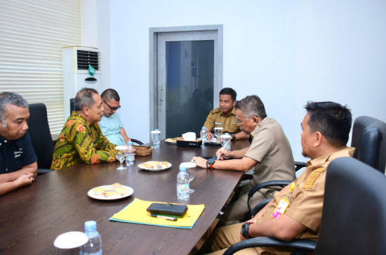 Bupati Kampar Ahmad Yuzar, S.Sos, MT Sambut Kunjungan Tribun Pekanbaru. 