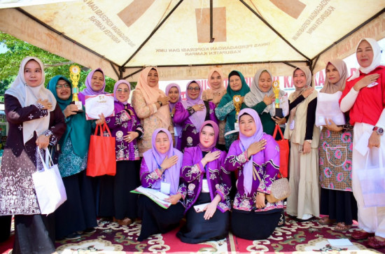 Lomba Cipta Menu Tradisional dan Lomba Make UP Resmi di Tutup, Wakil Bupati Kampar berikan Apresiasi dan Selamat Kepada Pemenang.