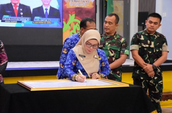 Wakil Bupati Kampar Bersama Forkopimda Kab. Kampar Tandatangan Pakta Integritas SPMB Jenjang SD/SMP