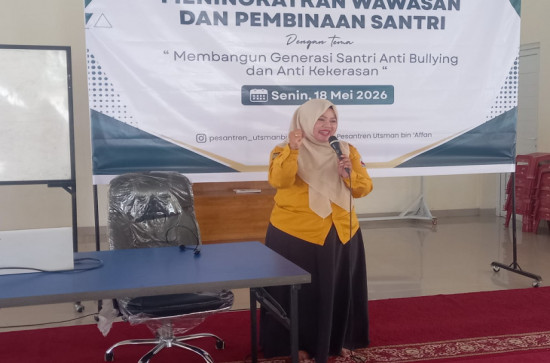 Sambangi Pesantren Ustman Bin Affan, Forum Puspa Madani Kab. Kampar Berikan Penyuluhan Dan Pembinan Kepada Remaja Usia Sekolah 