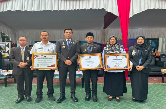 Pemkab Kampar Raih Tiga Penghargaan Bidang Reformasi Hukum dan JDIH di Riau