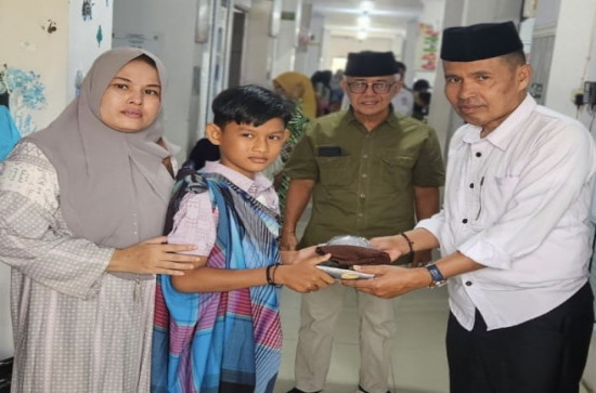 Kerjasama dengan IDI Kampar, BAZNAS Gelar Khitanan Massal Bagi Anak Kurang Mampu di Puskesmas Bangkinang Kota