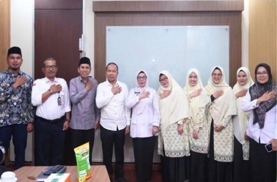 Wakil Bupati Kampar Menerima Audiensi Sekaligus Silahturahmi Bersama Pimpinan Daerah Nasyiatul Aisyiyah Kampar