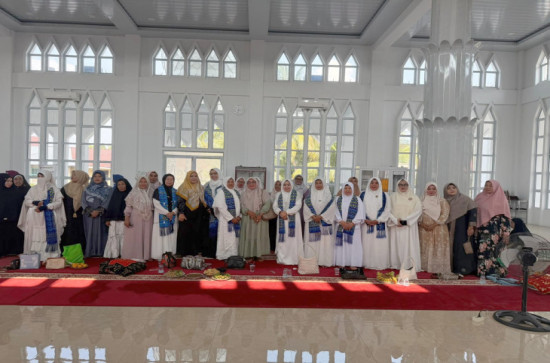 Dengan Peringatan Maulid Nabi Muhammad SAW, BKMT Kab. Kampar Ajak Tauladani  Kepribadian Nabi.