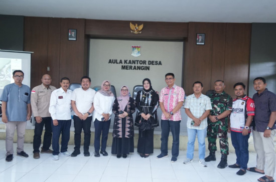 Wakil Bupati Kampar Hadiri Rapat Pembebasan Lahan untuk Duplikasi Jembatan Rantau Berangin di Desa Merangin