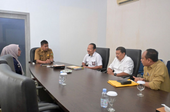 Bupati Kampar dan Kasatker Pelaksanaan Jalan Nasional Wilayah I Riau Lakukan Serah Terima Infrastruktur Jalan IJD