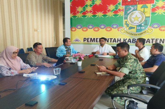 Melalui Zoom Meeting bersama Kemendagri RI, Pemerintah Kabupaten Kampar Komitmen Dorong Optimalisasi Koperasi Merah Putih Sebagai Penggerak Ekonomi Desa .
